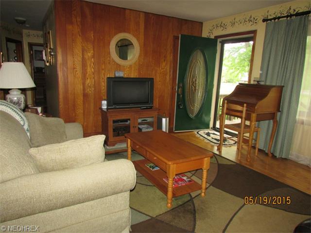 3335 Sandy Lake Rd, Ravenna, OH 44266 photo 6