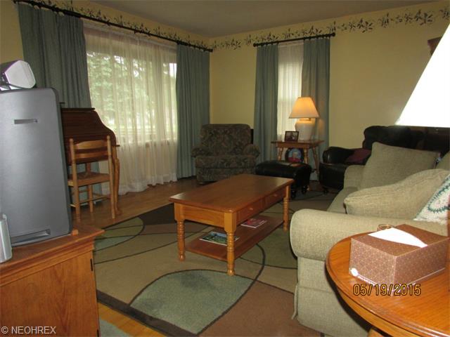 3335 Sandy Lake Rd, Ravenna, OH 44266 photo 5