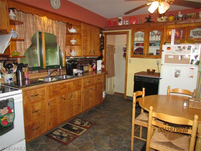 3335 Sandy Lake Rd, Ravenna, OH 44266 photo 3