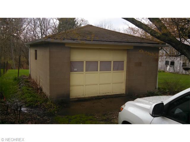 6274 Manchester Rd, Clinton, OH 44216 photo 2