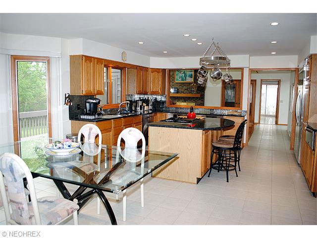 32785 Shadowbrook, Solon, OH 44139 photo 9