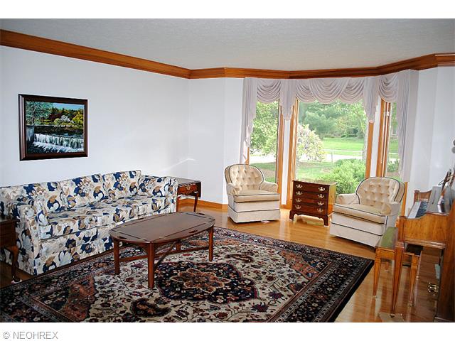 32785 Shadowbrook, Solon, OH 44139 photo 4