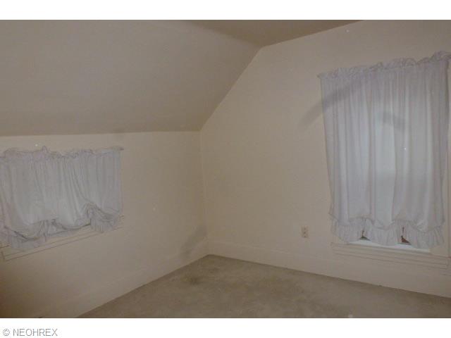 29 Sells Ave, Struthers, OH 44471 photo 13