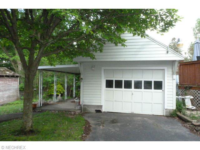29 Sells Ave, Struthers, OH 44471 photo 3