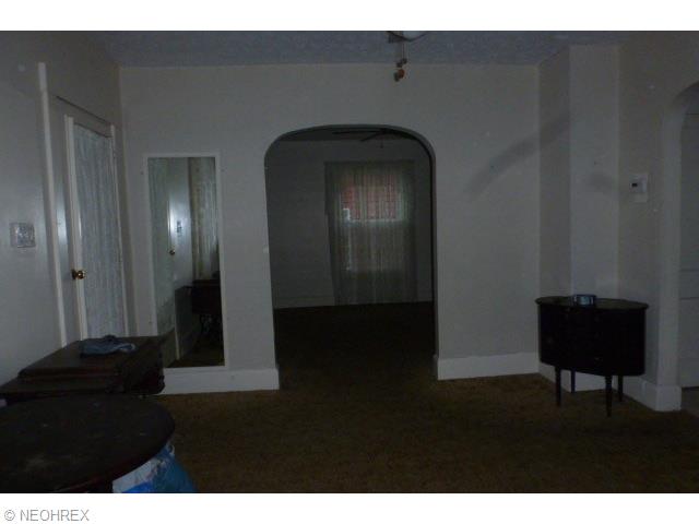 29 Sells Ave, Struthers, OH 44471 photo 9