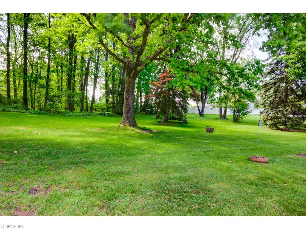 1911 Colonial Pkwy NE, Massillon, OH 44646 photo 11