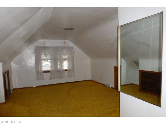 202 Smithfield St, Struthers, OH 44471 photo 12