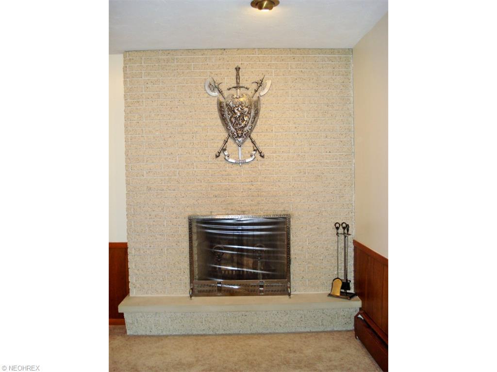 144 Burns Rd, Elyria, OH 44035 photo 8