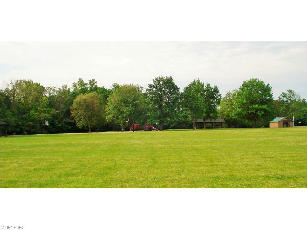 144 Burns Rd, Elyria, OH 44035 photo 17