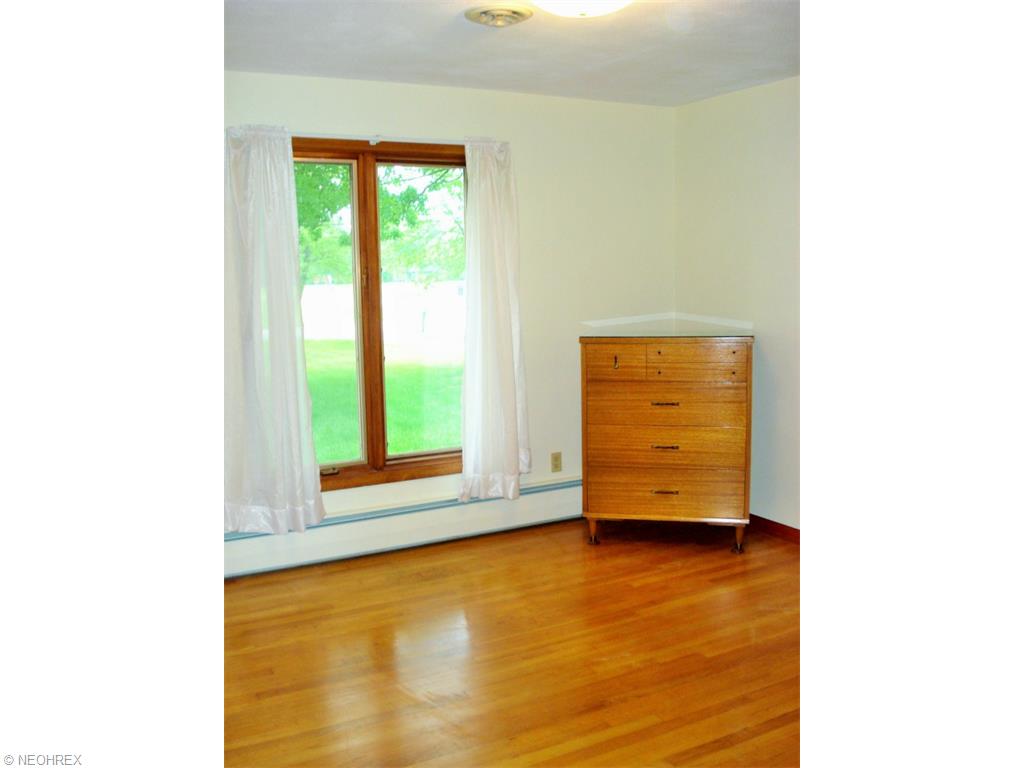 144 Burns Rd, Elyria, OH 44035 photo 13