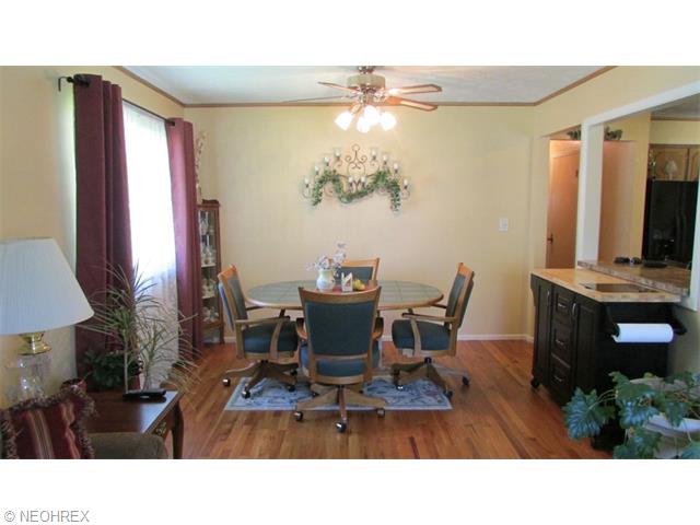 7093 E Jefferson Dr, Mentor, OH 44060 photo 6