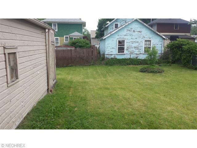 5316 Summer Ave, Ashtabula, OH 44004 photo 4