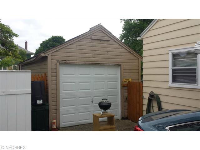 5316 Summer Ave, Ashtabula, OH 44004 photo 3