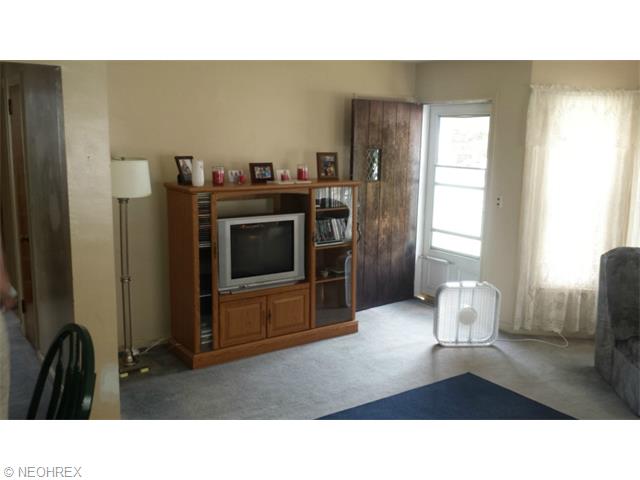 5316 Summer Ave, Ashtabula, OH 44004 photo 12