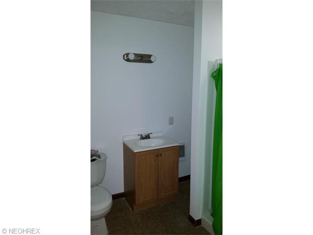 4440 19th St NW, Canton, OH 44708 photo 2