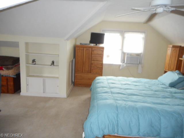 7803 Essen Ave, Parma, OH 44129 photo 14