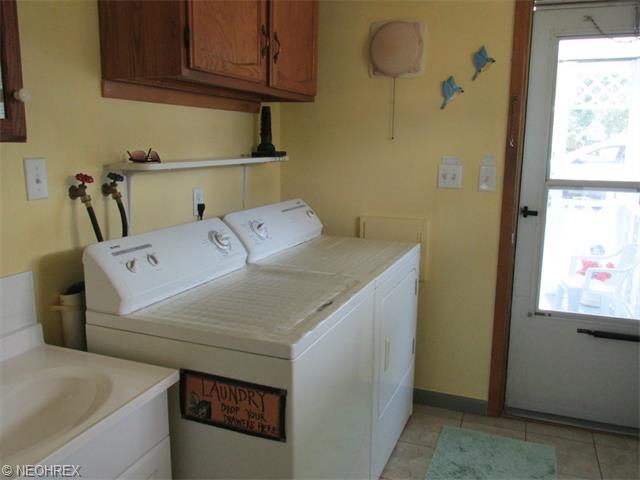 352 E 329th St, Willowick, OH 44095 photo 10