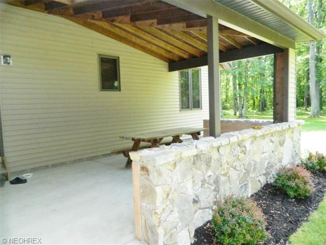 9754 Wolfe Rd, Windham, OH 44288 photo 16