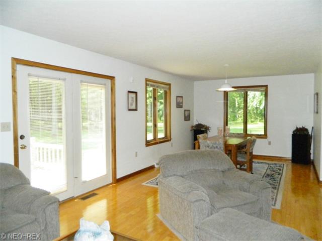 9754 Wolfe Rd, Windham, OH 44288 photo 11