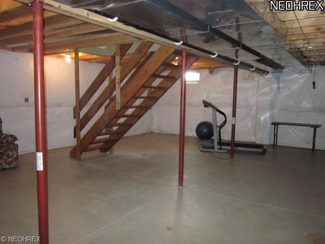 925 Mishler Rd, Mogadore, OH 44260 photo 16