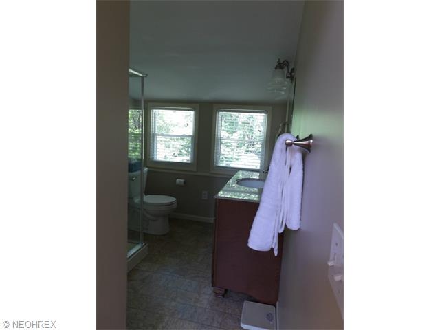 241 E Bridge St, Berea, OH 44017 photo 18