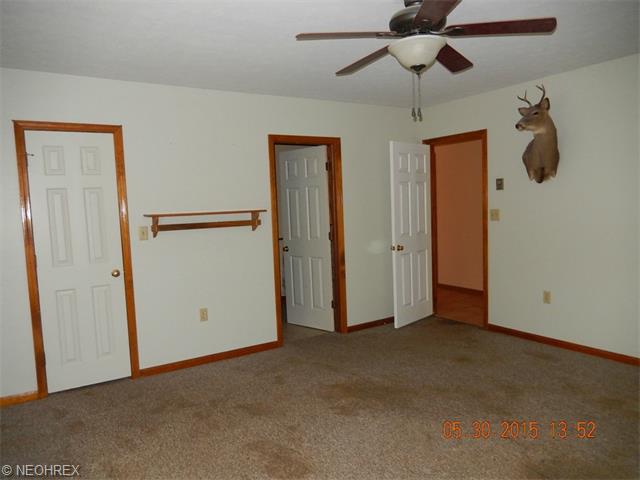 932 Zima Dr, Ashtabula, OH 44004 photo 10