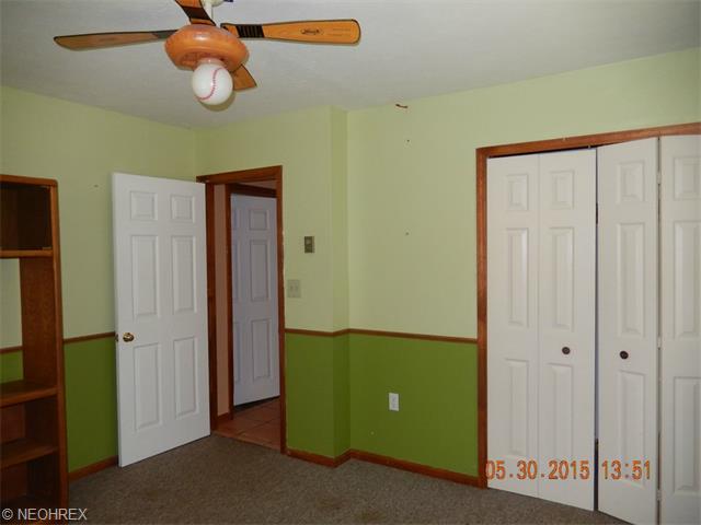 932 Zima Dr, Ashtabula, OH 44004 photo 9