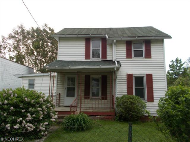 902 W 34th St, Ashtabula, OH 44004 photo 1