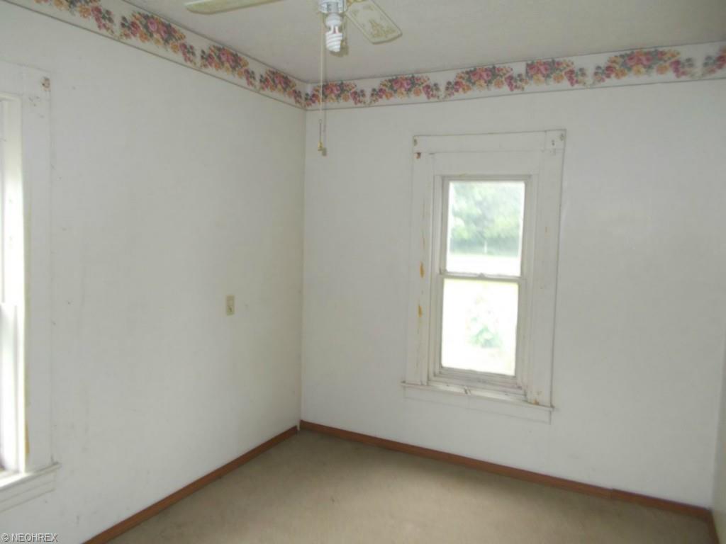 902 W 34th St, Ashtabula, OH 44004 photo 14