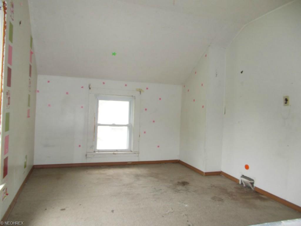 902 W 34th St, Ashtabula, OH 44004 photo 15