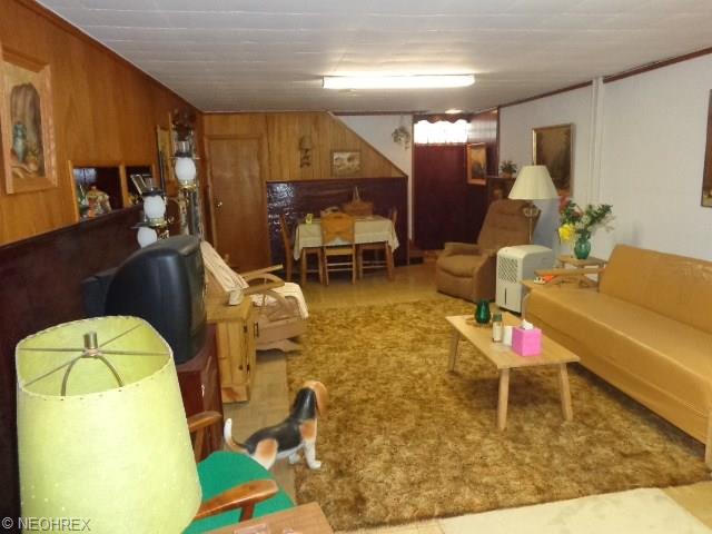 11351 Aaron Dr, Parma, OH 44130 photo 15
