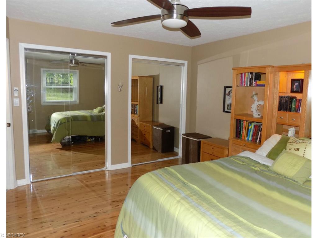 9709 Running Brook Dr, Parma, OH 44130 photo 10