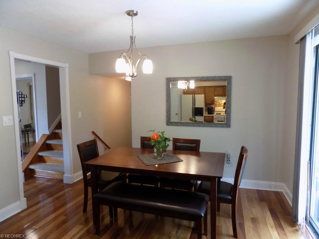 9709 Running Brook Dr, Parma, OH 44130 photo 3