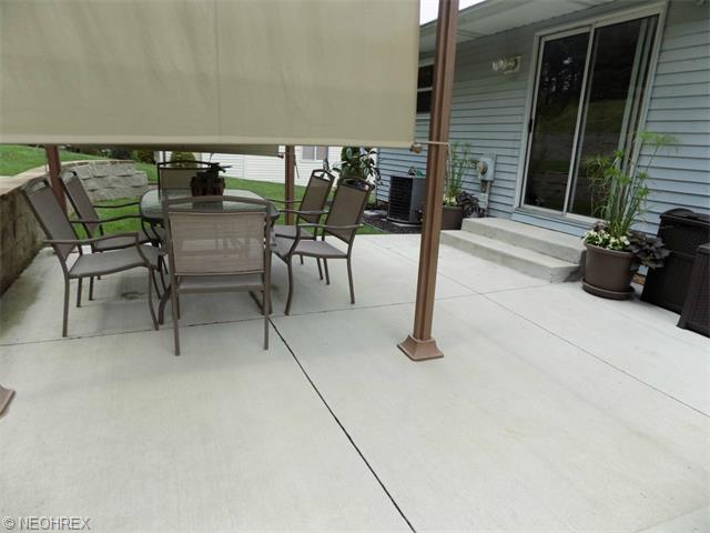 9709 Running Brook Dr, Parma, OH 44130 photo 13