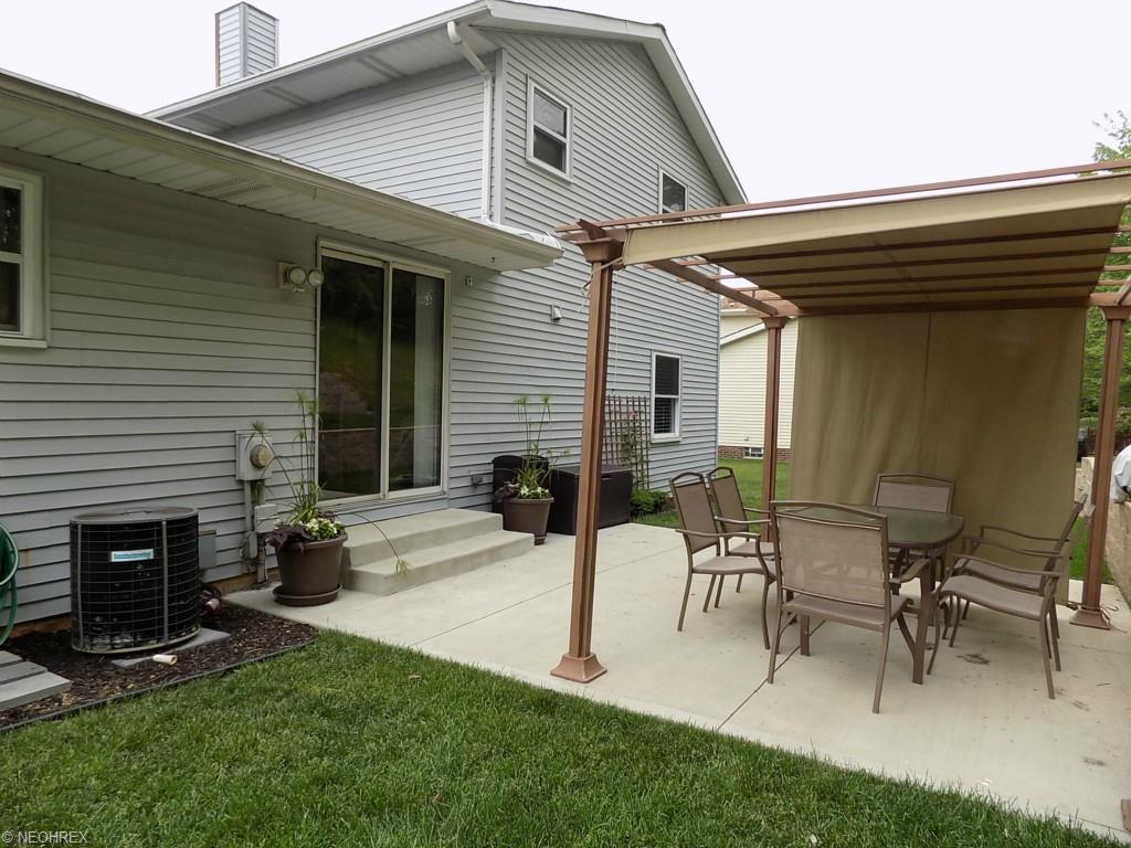 9709 Running Brook Dr, Parma, OH 44130 photo 15