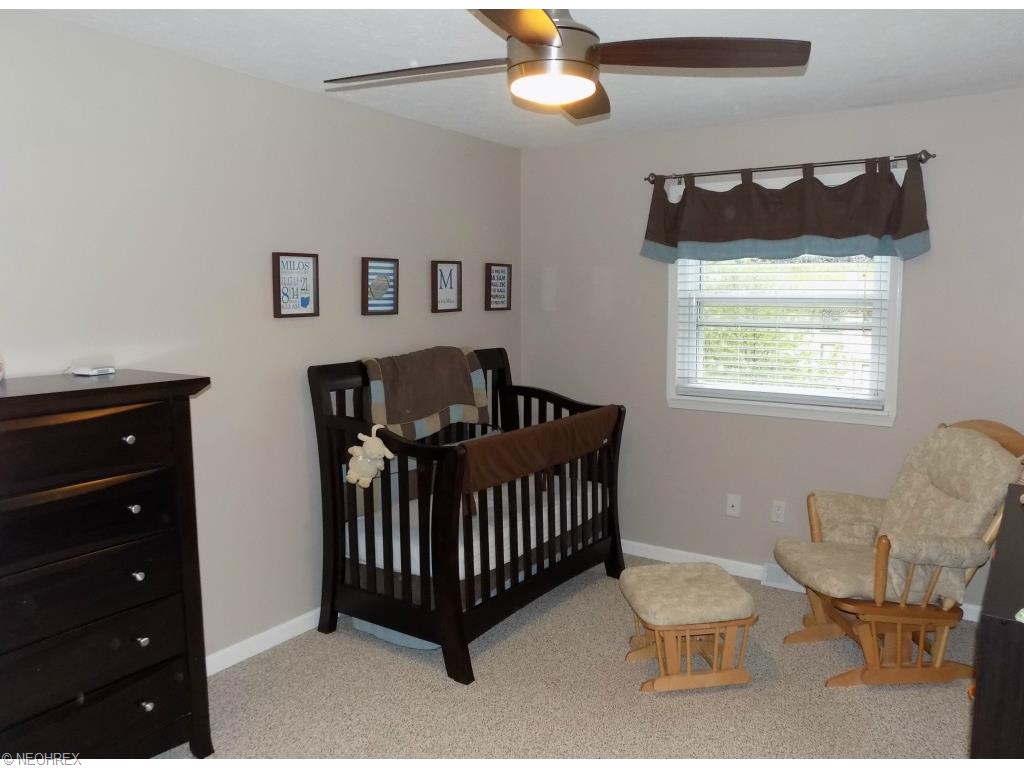9709 Running Brook Dr, Parma, OH 44130 photo 11