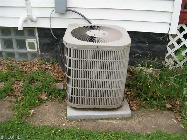 727 East Ave, Dover, OH 44622 photo 18