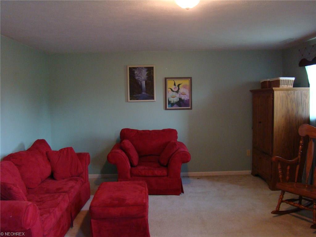 9186 Stanley Rd, Garrettsville, OH 44231 photo 6