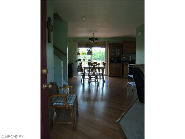 9186 Stanley Rd, Garrettsville, OH 44231 photo 5