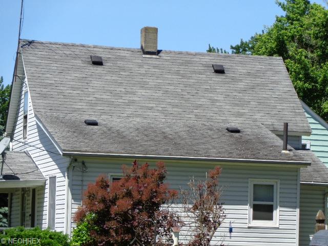 127 High St, Elyria, OH 44035 photo 2