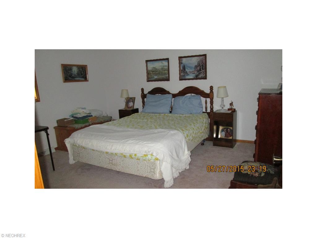 2858 Hedrick Ln, Ashtabula, OH 44004 photo 10