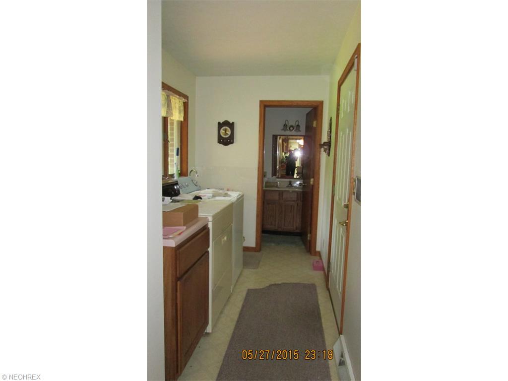 2858 Hedrick Ln, Ashtabula, OH 44004 photo 7