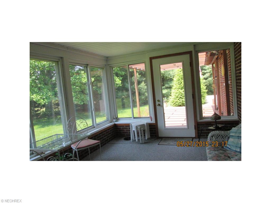 2858 Hedrick Ln, Ashtabula, OH 44004 photo 6