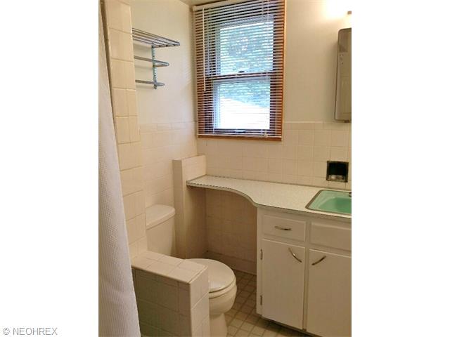 150 Hickory Rd, Akron, OH 44333 photo 13