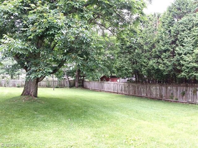 150 Hickory Rd, Akron, OH 44333 photo 25