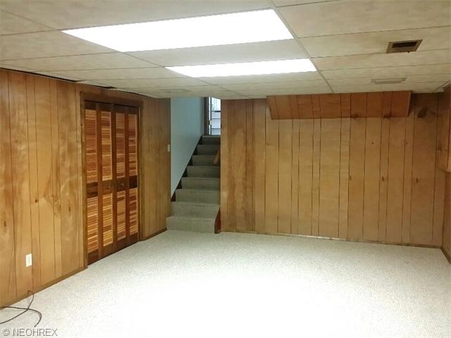 150 Hickory Rd, Akron, OH 44333 photo 23