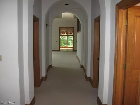 439 Hatch Rd, Sharon, OH 44281 photo 11