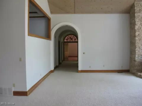 439 Hatch Rd, Sharon, OH 44281 photo 10