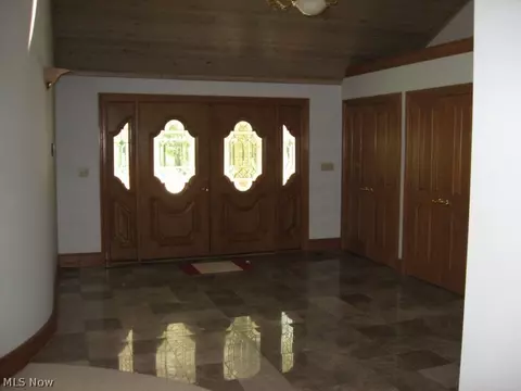 439 Hatch Rd, Sharon, OH 44281 photo 8