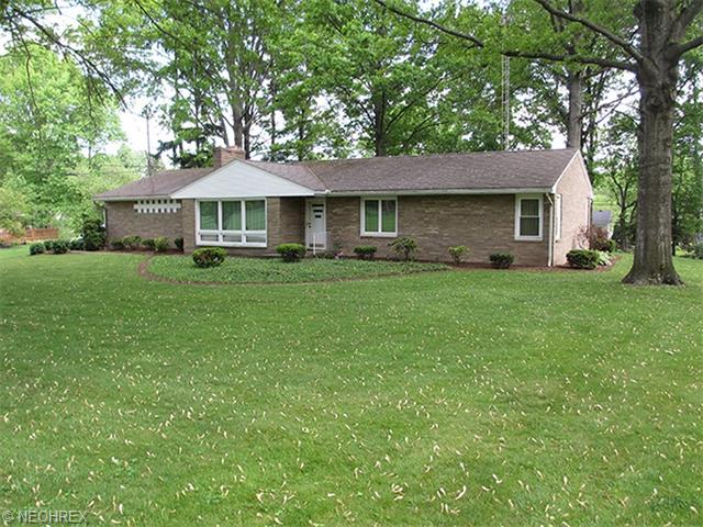 826 47th St NE, Canton, OH 44714 photo 1